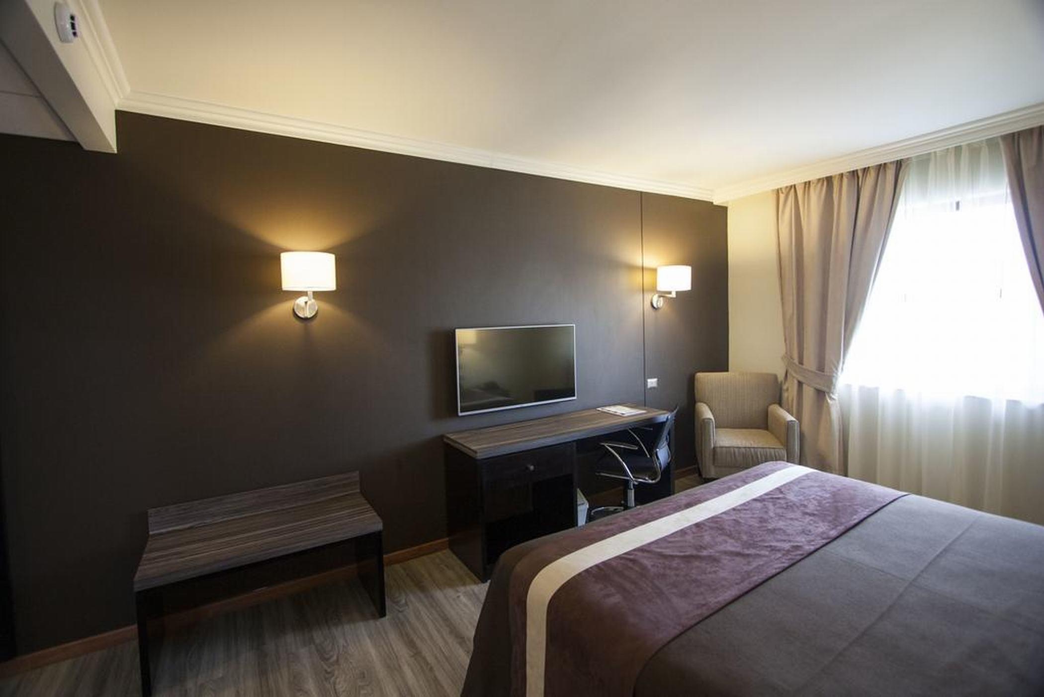 Hotel Diego De Almagro Osorno Exterior photo